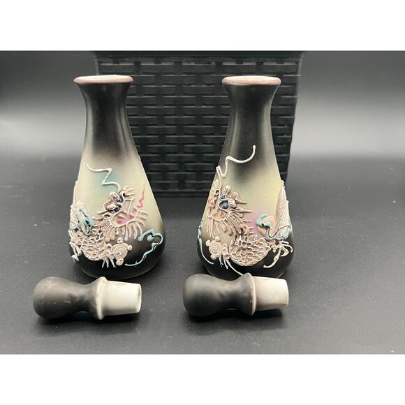 Gorgeous Japanese Moriage Dragon Ware Dueling Dragons Oil & Vinegar Bottles 6” - Picture 10 of 10
